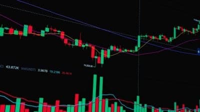 Bitcoin ETFs log $228M in weekly sales as monthly outflows near $618M